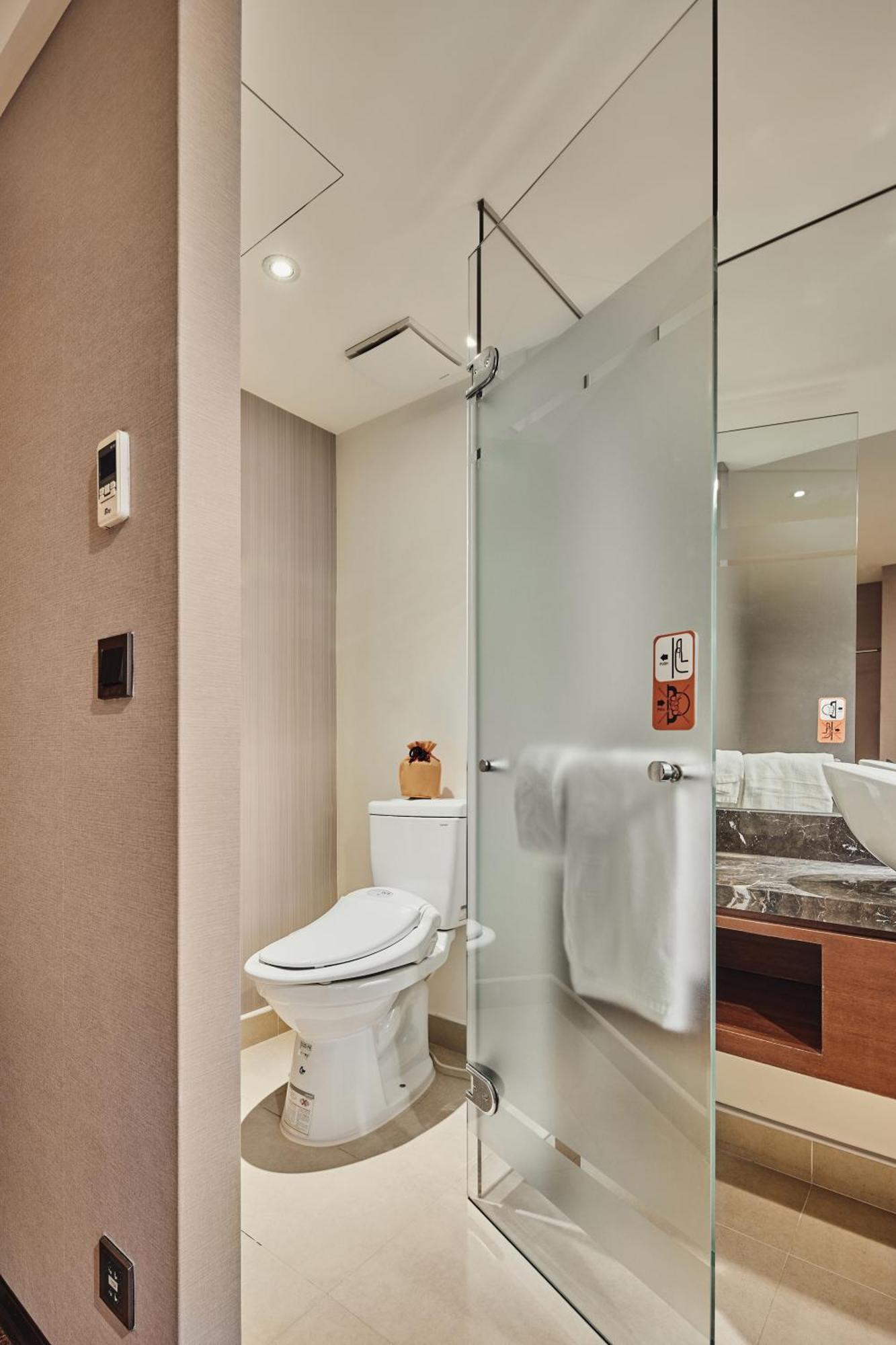 Orange Hotel - Linsen, Taipei Extérieur photo